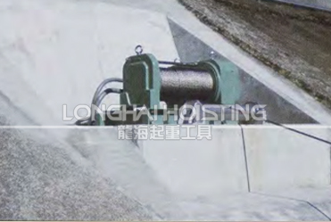 LX850电动卷扬机用于水坝湖的系泊设施